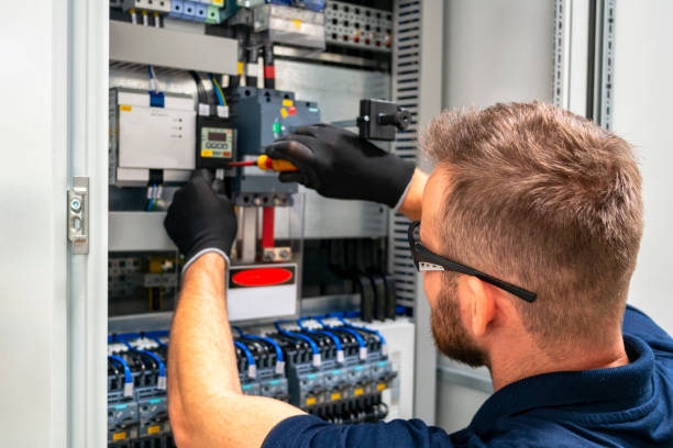 Best Circuit Breaker Repair  in Webster City, IA
